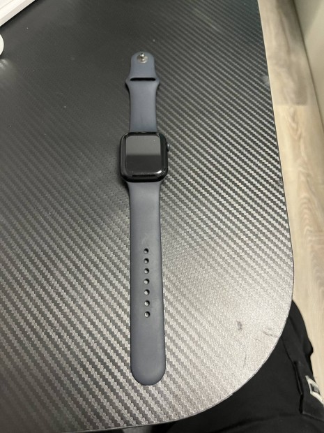 Apple watch series 8