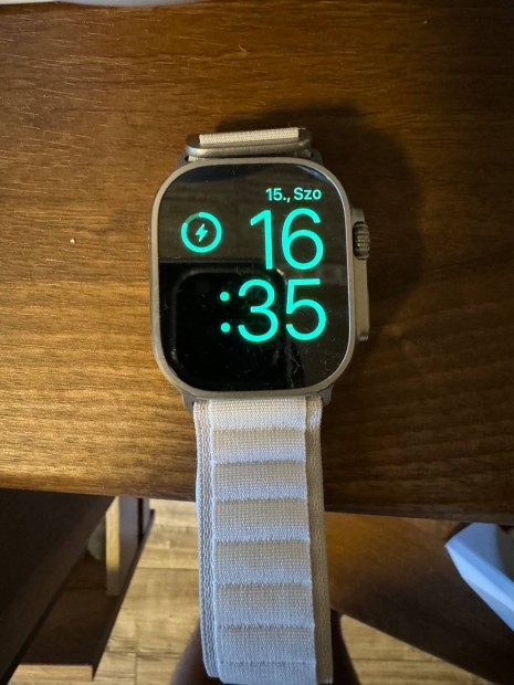 Apple watch titn 49 mm tok