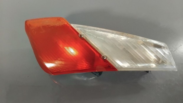 Aprilia Atlantic 200 - Jobb hátsó lámpa
