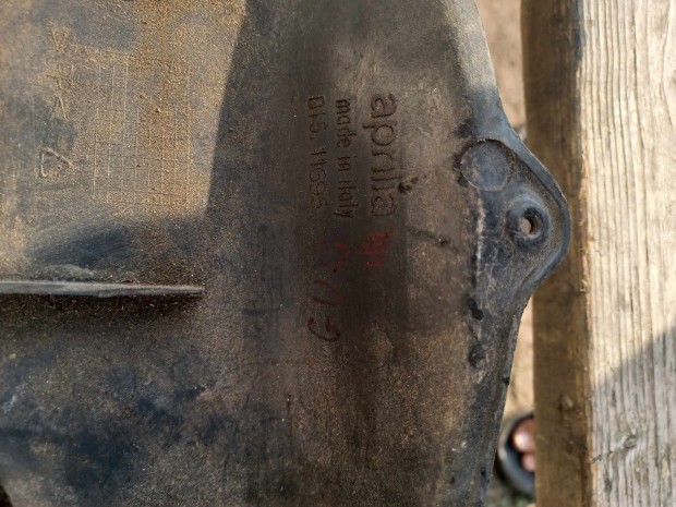 Aprilia Gulliver Akkumultor takar