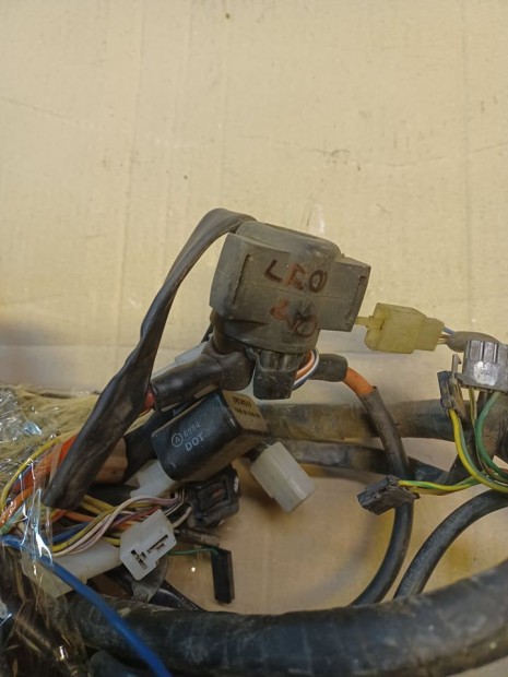 Aprilia Leonardo 250 kábel köteg