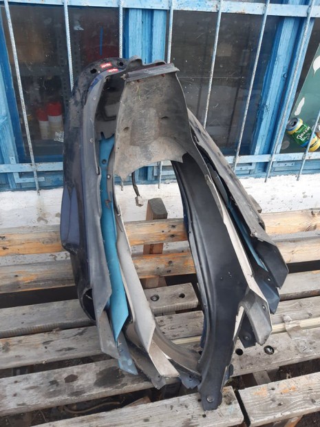 Aprilia Leonardo ls alatti idom