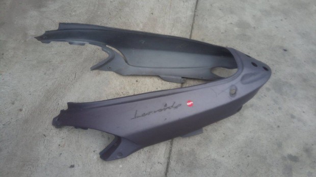Aprilia Leonardo ls alatti idom