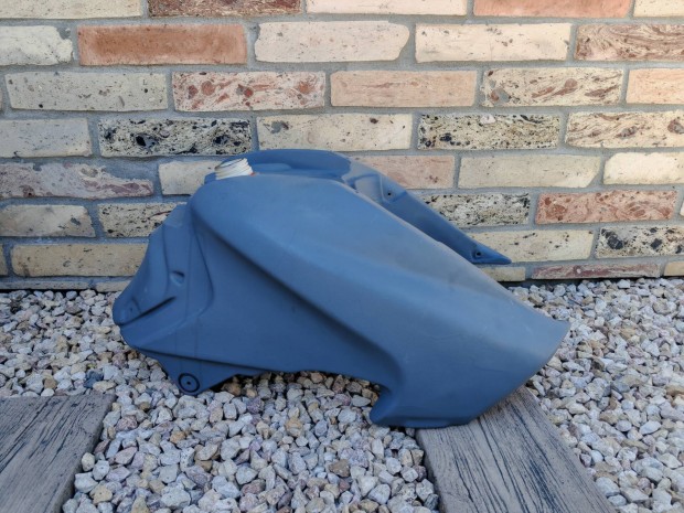 Aprilia Pegaso Strada 650 tank