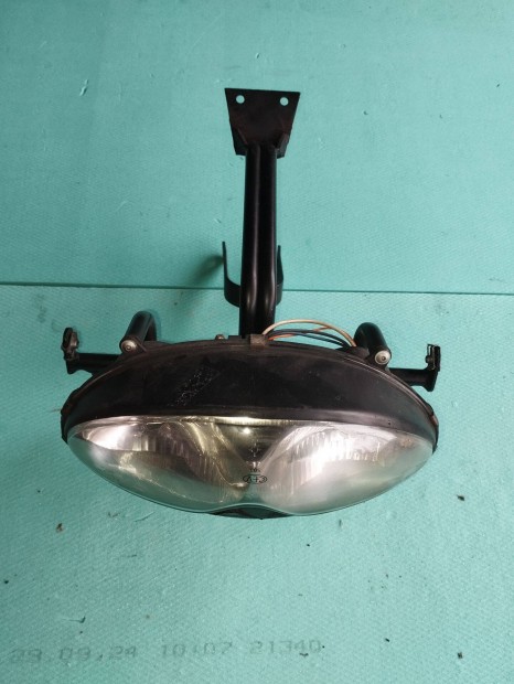 Aprilia Pegaso l�mpa tart�val