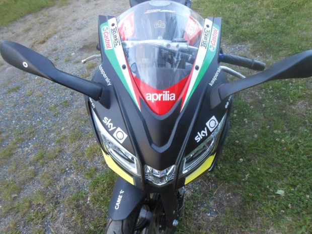 Aprilia RS 125-4T,2023-asról:3150 km-t hasz. sérűlt fejidom eladó