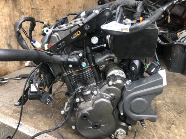 Aprilia Rs 125 4t alkatrészek