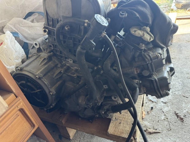 Aprilia SL 1000 Falco Rotax 990 motorblokk