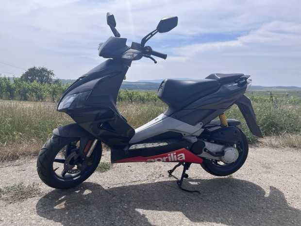 Aprilia SR 50 Factory 2010