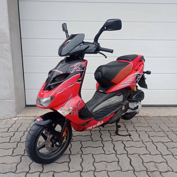 Aprilia SR 50 Street LC 2T 5716 km!
