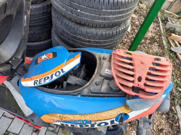 Aprilia SR 50 (Morini) bontott alkatr�szei elad�k