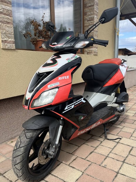 Aprilia SR Factory Robog