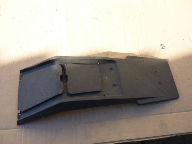 Aprilia SR Factory h�ts� s�rv�d�