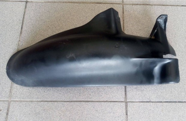 Aprilia Scarabeo 100 4t h�ts� s�rv�d�