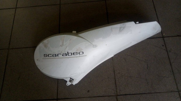 Aprilia Scarabeo 125 250 light ülés alatti idom bal