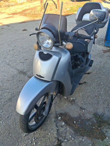 Aprilia Scarabeo 125 Rotax bontott alkatrszek