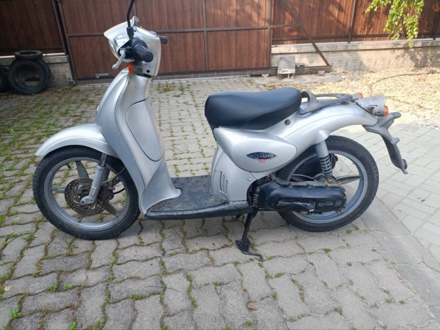 Aprilia Scarabeo 2T robogó