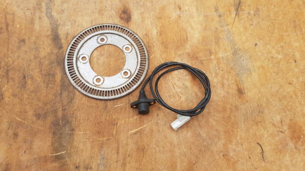 Aprilia Scarabeo 500 ABS jelad� km �ra jelad�