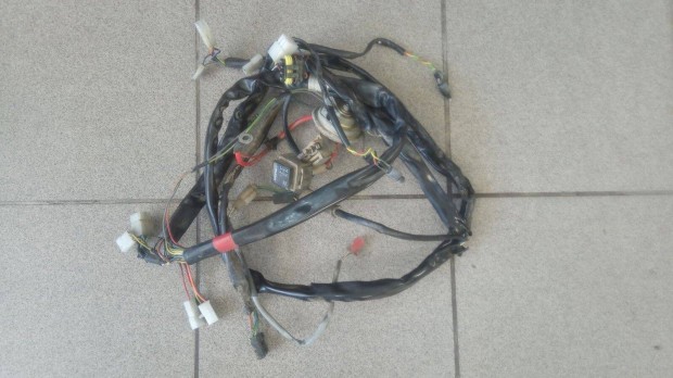 Aprilia Scarabeo 50 4t k�belk�teg