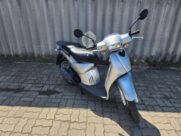Aprilia Scarabeo 50 Négyütemű