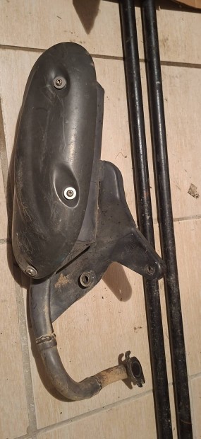 Aprilia Scarabeo Ditec kipufog�