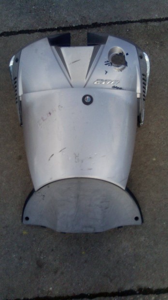 Aprilia Scarabeo Light 125 200 térdidom 2007-2010