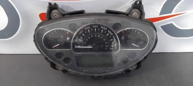 Aprilia Scarabeo Light 200 Kilóméteróra