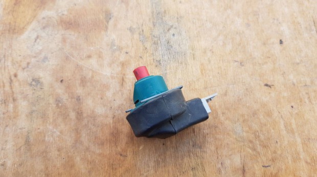 Aprilia Scarabeo Light 400 - 500 gyjtskapcsol vg
