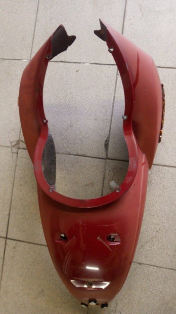 Aprilia Scarabeo ls alatti idom