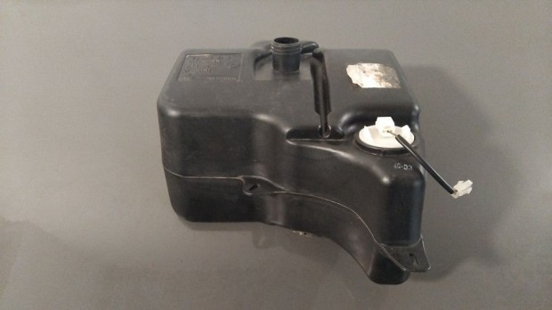 Aprilia Sportcity 125 (2004-2006) - zemanyagtartly