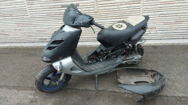 Aprilia Sr 125 bontás