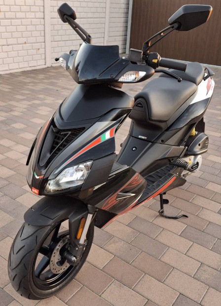 Aprilia Sr 50 Factory j, jszer 7000km Szalon llapotban