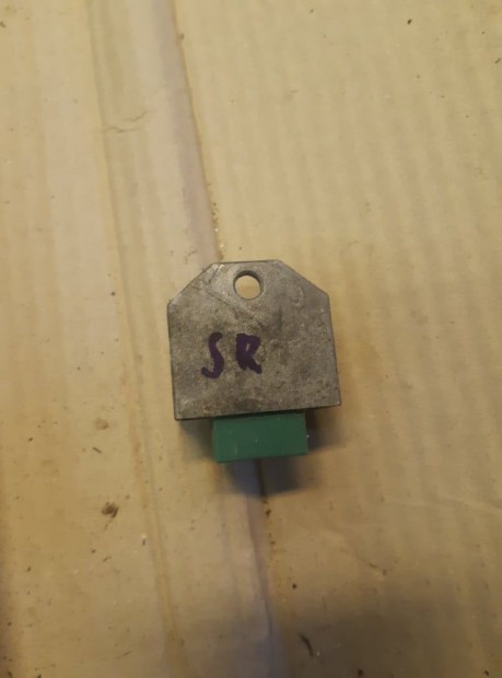 Aprilia Sr feszltsg szablyz