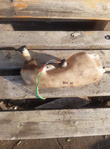 Aprilia Sr kör lámpás modell Olaj tartaly