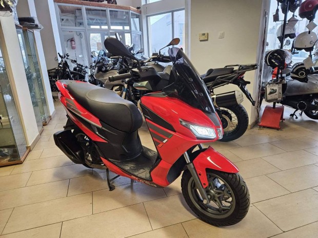 Aprilia Sxr 50 Minden sznben!Azonnal!/Black Fr...