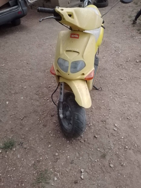 Aprilia rally alkatr�szek alkatr�sz