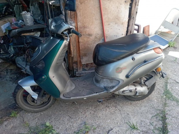 Aprilia robog