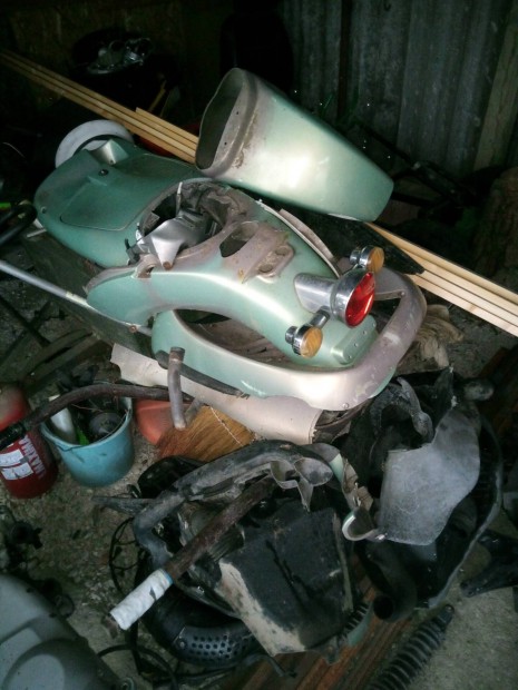 Aprilia robog� alkatr�szek!