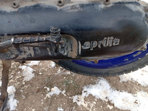 Aprilia scarabeo 50 ccm 2t alkatr�sz blokk- tank elad� !