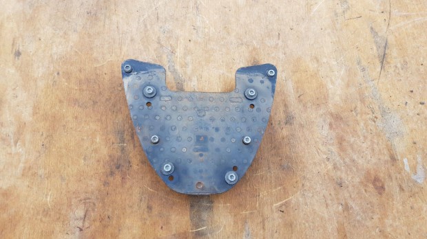 Aprilia scarabeo light 125 - 200 doboztart konzol