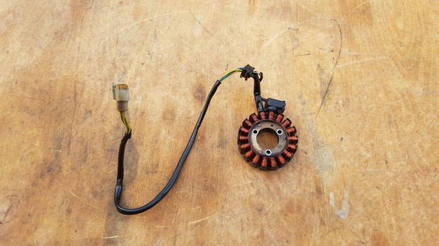 Aprilia scarabeo light 125 - 200 gy�jt�s �ll�r�sz