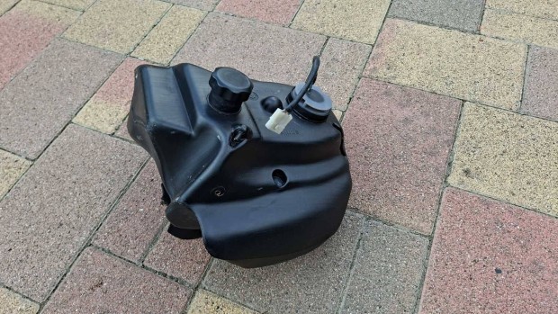 Aprilia scarabeo tank