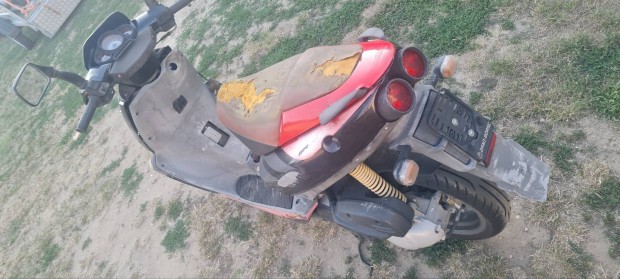 Aprilia sr 50 bontott alkatrszek