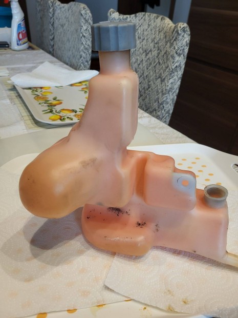 Aprilia sr 50 olajtart�ly