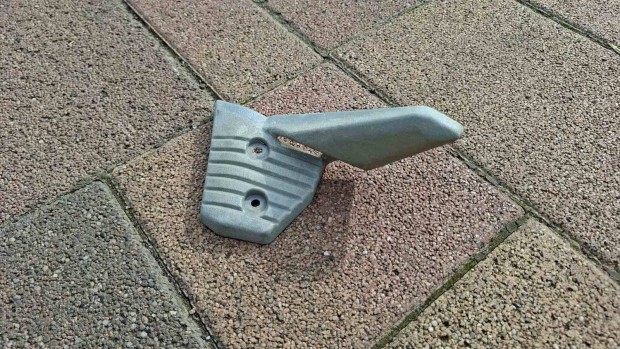 Aprilia sr factory utas lábtartó bal