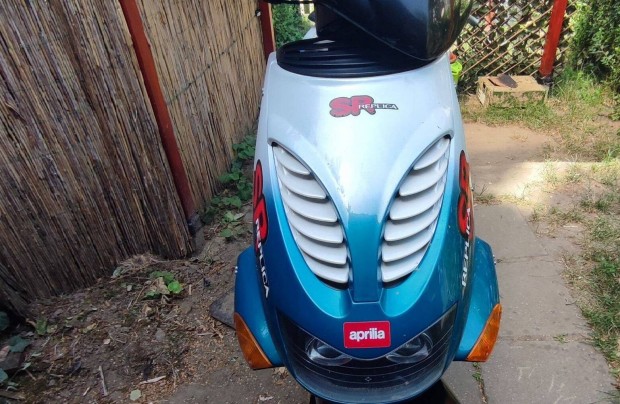 Aprilia sr robog