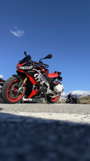 Aprilia touno factory v4