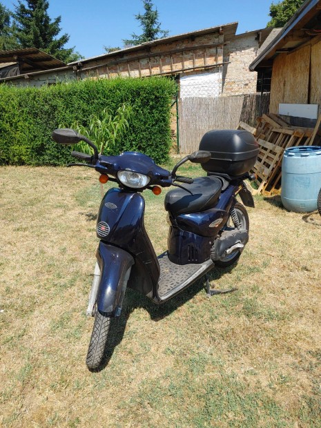 Aprillia scarabeo 50 ami hetven