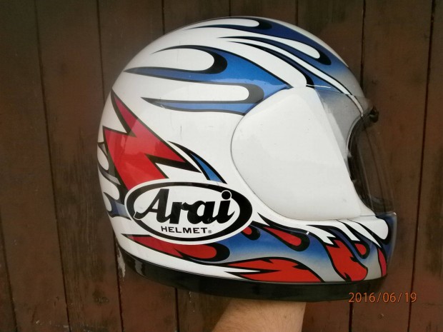Arai,gyerekméretű minőségi bukósisak Tapolcán eladó