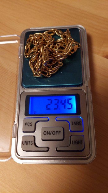 Arany nyaklánc 23,45g 14 karát, 64,5cm hosszú, 5mm Széles, 2mm mély 58